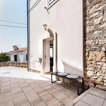 Casa Bellavista Sea View Ferienhaus *